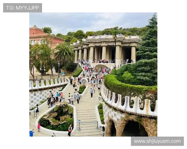 探索巴塞罗那：艺术、建筑与美食的完美融合之旅