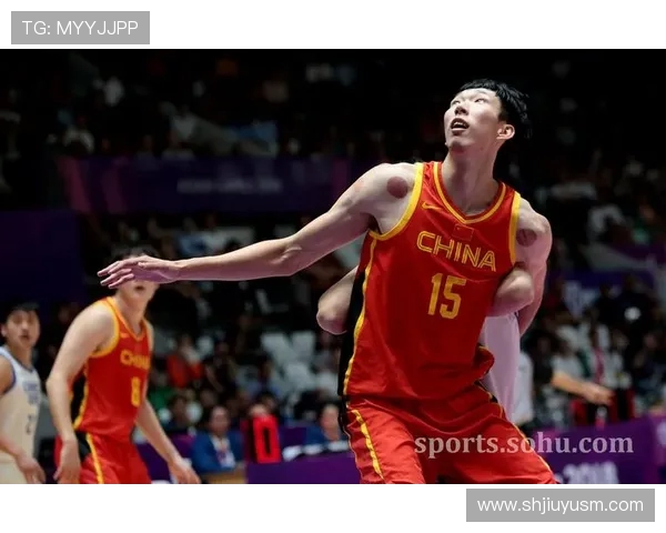 亚运男篮红队激战菲律宾队全力争胜展现团队实力与拼搏精神 亚运男篮红队激战菲律宾队全力争胜展现团队实力与拼搏精神