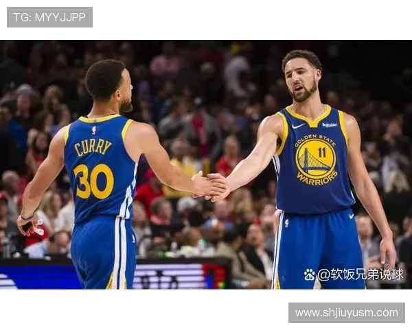 克莱汤普森的篮球传奇之路与勇士队的辉煌成就解析